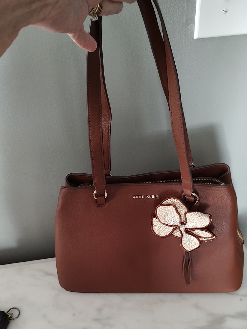 Anne Klein Elegant Shoulder Bag
